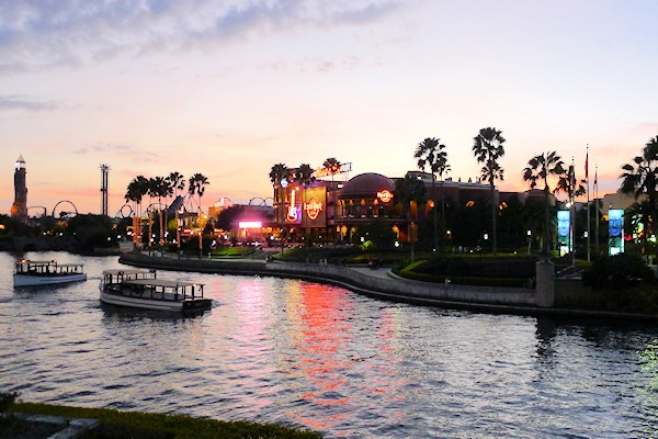 Dining and Bars